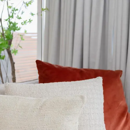Liiiving In - Mezzanine Delight Balcony Apartment